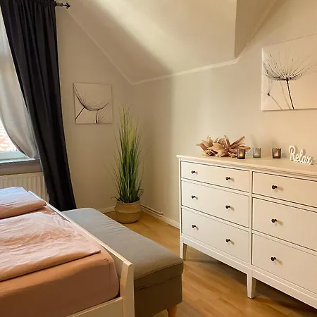Apartment Groepernblick - Zentrumsnahe I 2 Schlafzimmer I 100 Qm I Parkplaetze In Der Umgebung Quedlinburg