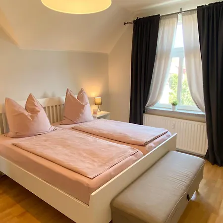 Apartment Groepernblick - Zentrumsnahe I 2 Schlafzimmer I 100 Qm I Parkplaetze In Der Umgebung *