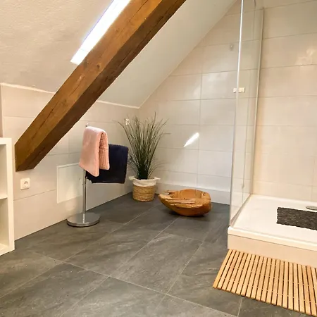 Groepernblick - Zentrumsnahe I 2 Schlafzimmer I 100 Qm I Parkplaetze In Der Umgebung アパート クヴェードリンブルク
